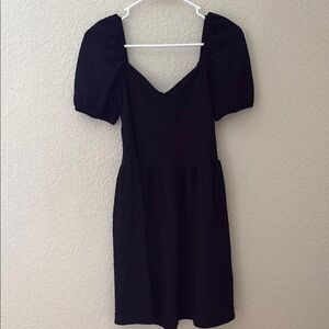 H&M Elegant Black Puff  Short-Sleeve Dress